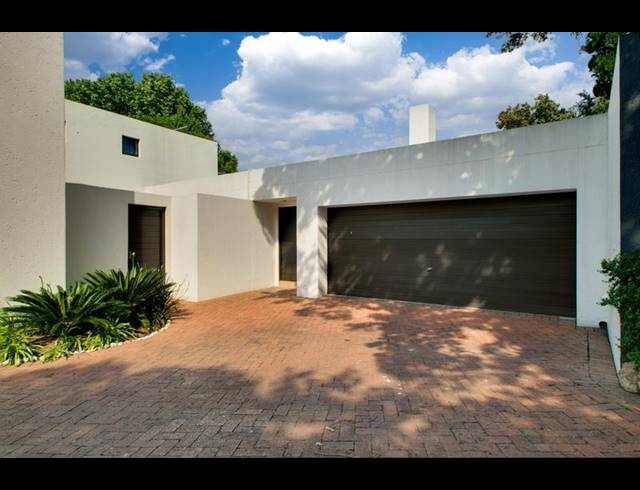 3 BEDROOM HOUSE FOR SALE IN DAINFERN GOLF ESTATE